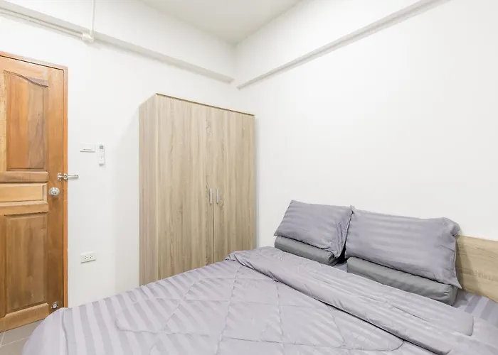 酒店 Middleway House 2*