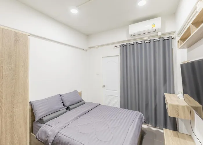 酒店 Middleway House 2*